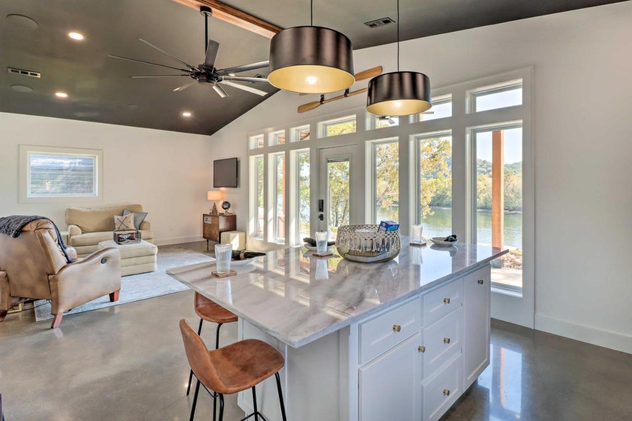 Modern Norfork House With Patio On White River! Экстерьер фото